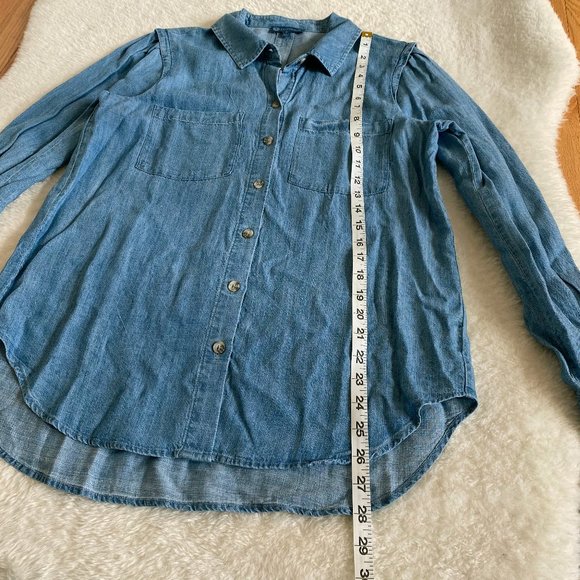 Democracy Women's Chambray Long Sleeve Button Down Top Light Blue Denim Small - Picture 7 of 7